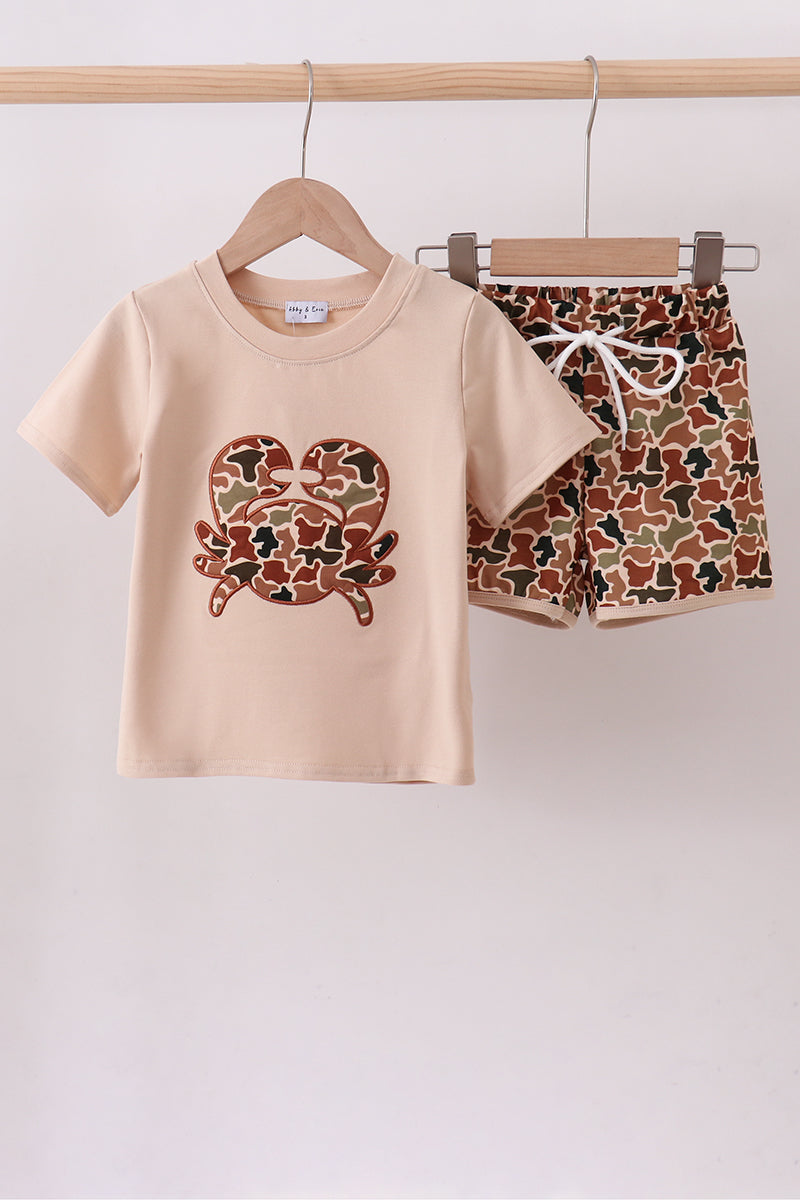 Camouflage crab applique shorts set