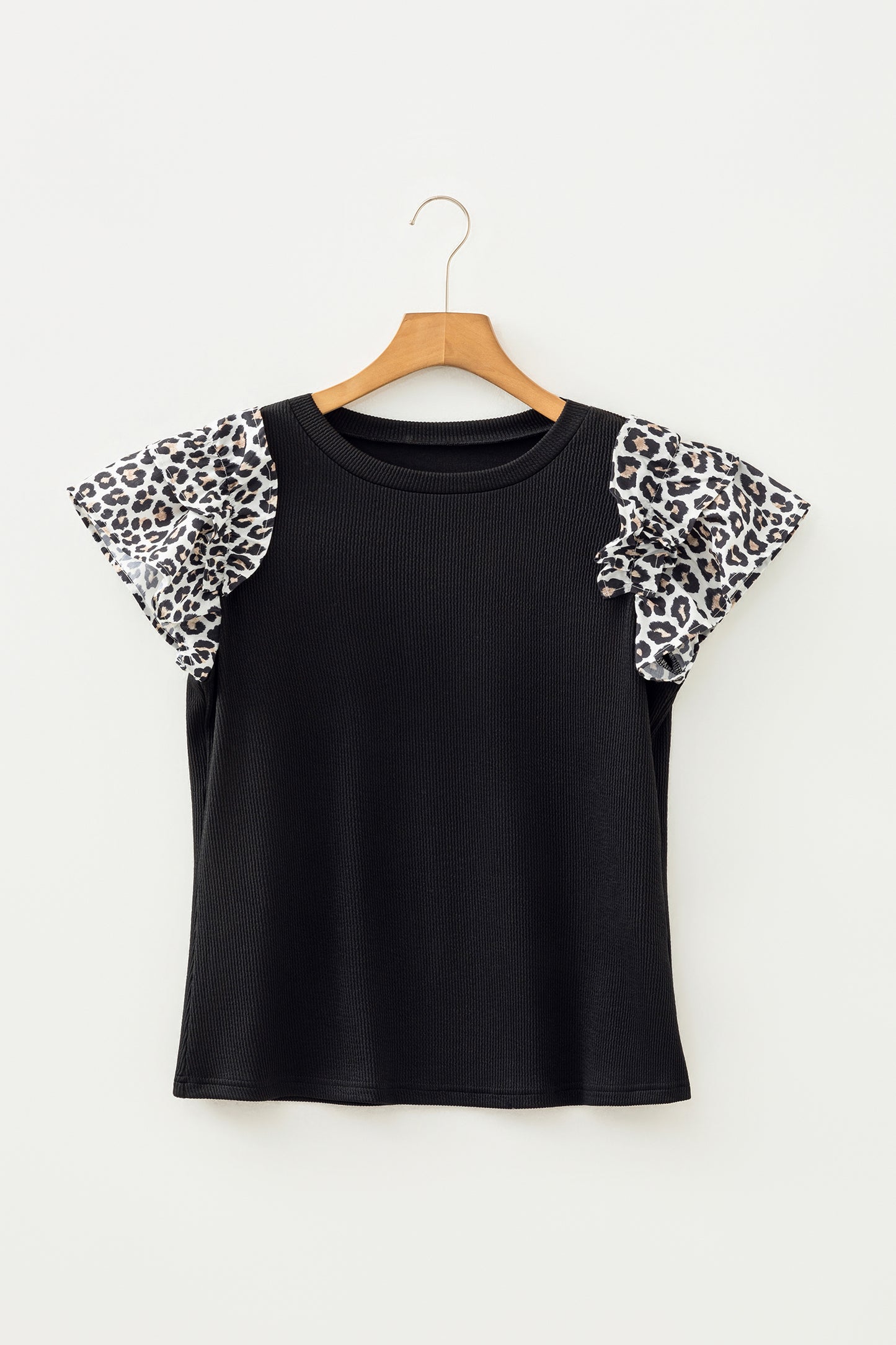 Black Contrast Leopard Ruffled Short Sleeve Ribbed Knit Top