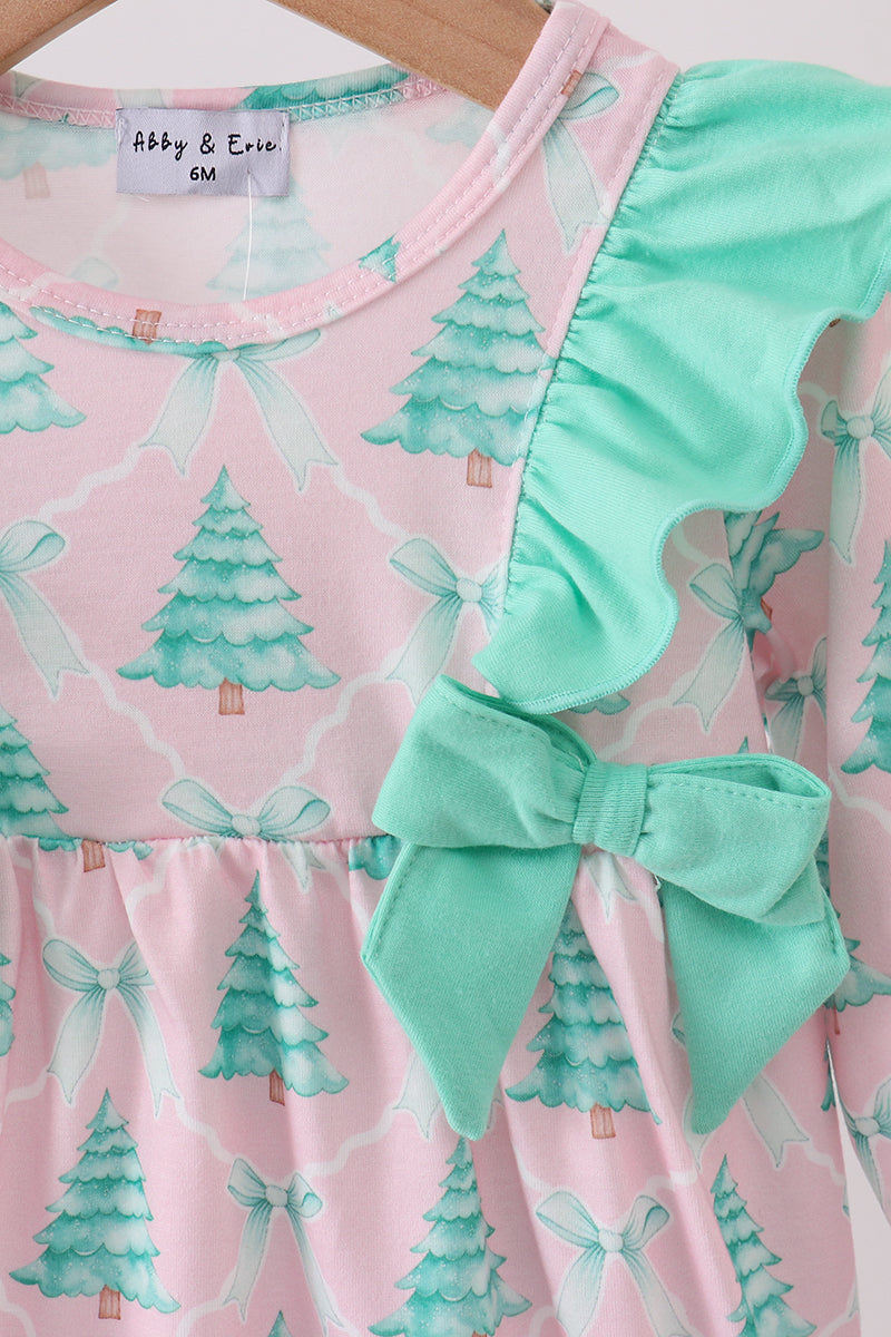 Pink christmas tree ruffle bubble