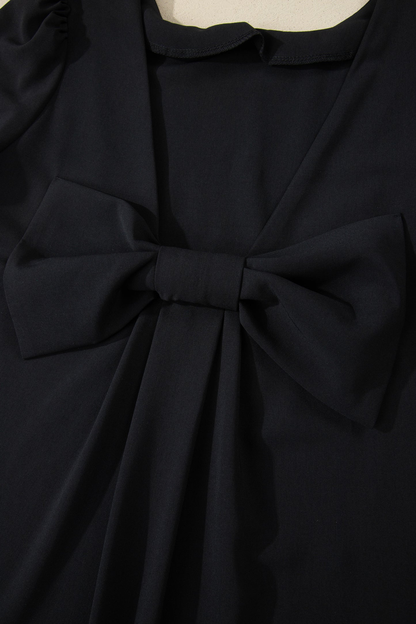 Black Bow Decor Backless Short Sleeve Shift Mini Dress